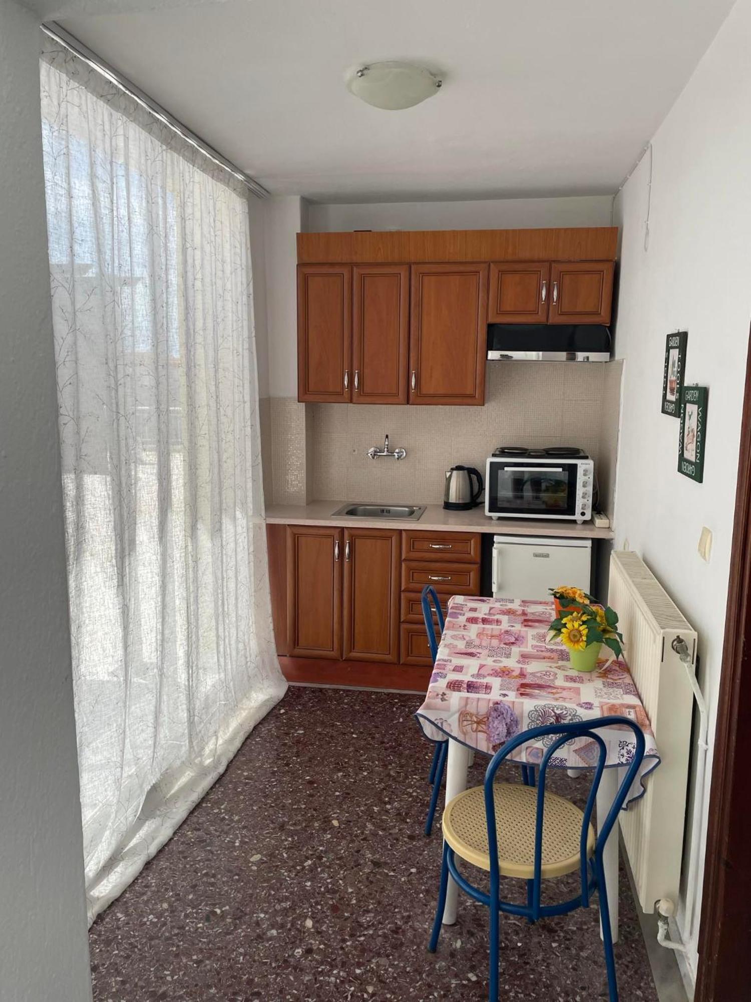 Maria Apartments Паралия Дионисиу Екстериор снимка
