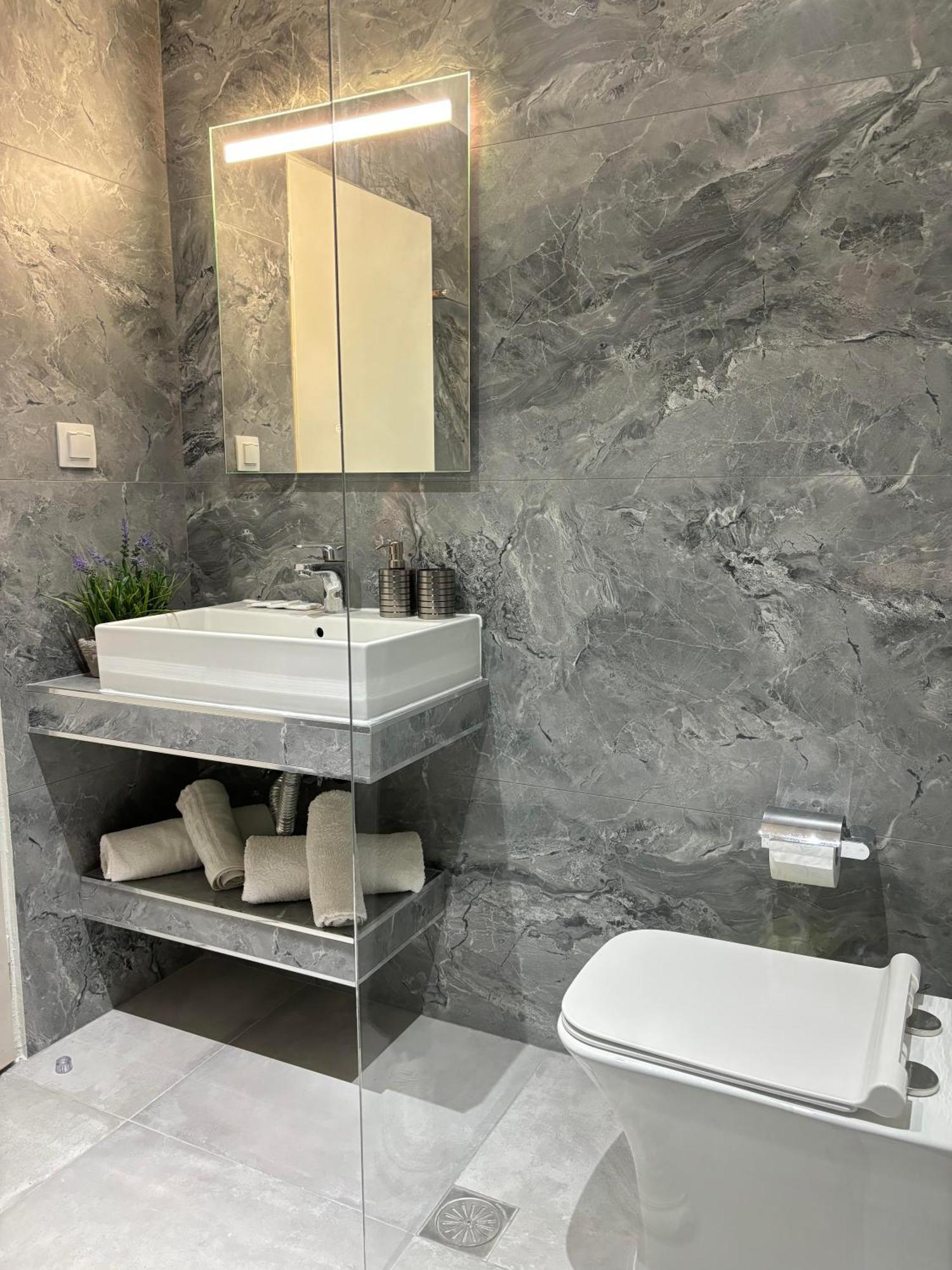 Maria Apartments Паралия Дионисиу Екстериор снимка